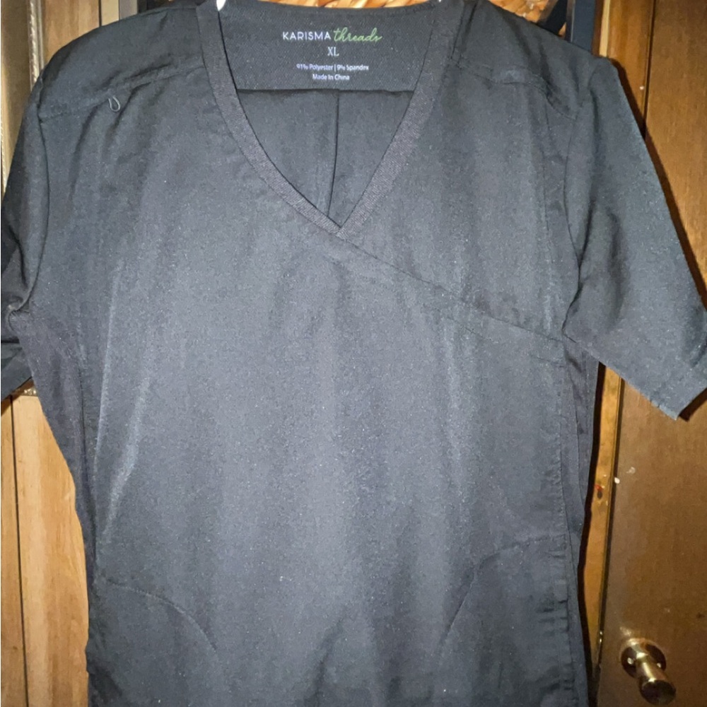 Karisma Black V-Neck Scrub Top XL